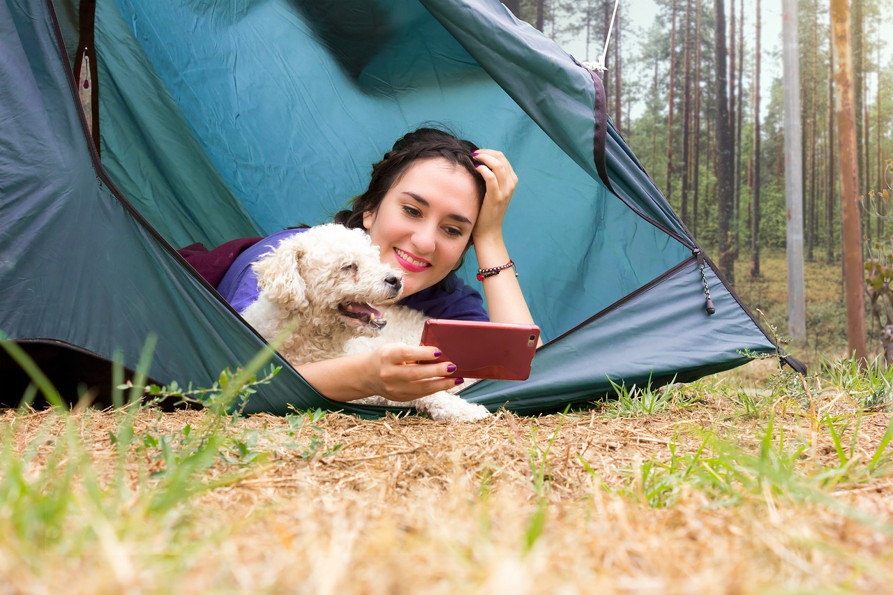 Camping with Pets: Tips for a Safe and Enjoyable Adventure